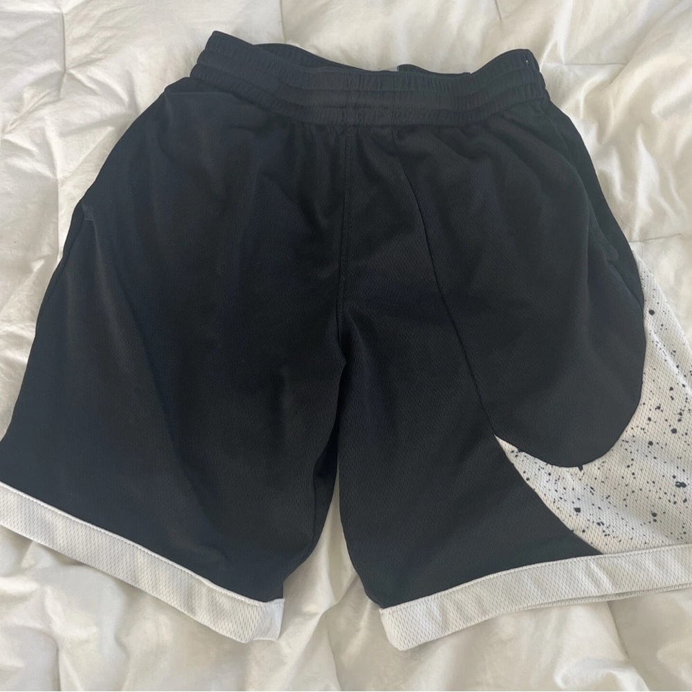 Nike Dri-Fit Shorts Size Youth Large
